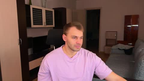 My shows 2100500 UTC3 online show from January 11, 7:19 pm