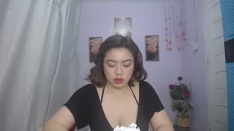 ALLIE online show from March 28, 3:39 am