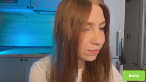 Snapshot of tastyvinni chatting on July 6, 8:44 am Veni online show from July 6, 8:44 am