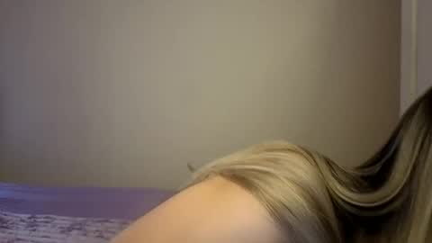 tateisblonde online show from May 26, 9:11 pm