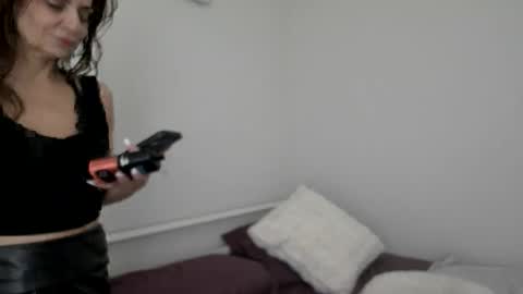 Apple Jucy online show from February 26, 2:32 am