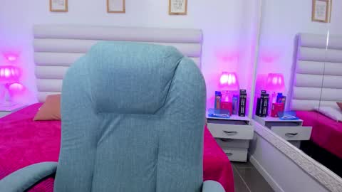 tatiana_arboleda online show from November 22, 3:16 am