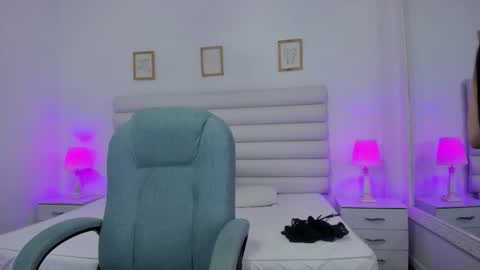 tatiana_arboleda online show from January 15, 3:22 am