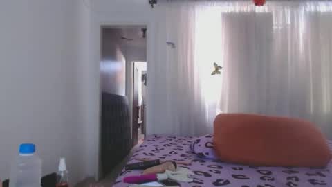 tatiana giraldo online show from April 12, 2:44 pm