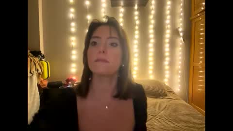 Snapshot of tatieli chatting on September 27, 2:27 am Tatieli online show from September 27, 2:27 am