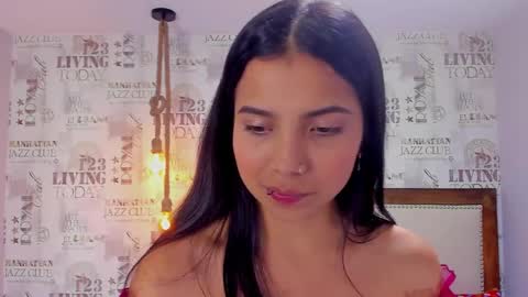 Snapshot of tatigold2 chatting on December 2, 10:56 pm T A T I online show from December 2, 10:56 pm