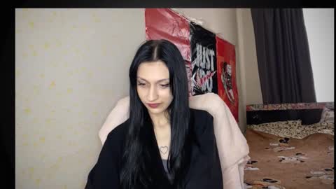 tatika_williams online show from December 20, 9:38 am