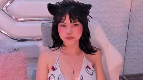 tatilee online show from November 11, 6:52 pm