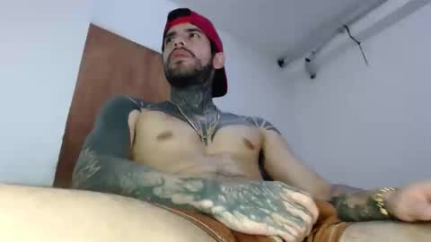 SeX-Boy online show from November 17, 10:37 pm