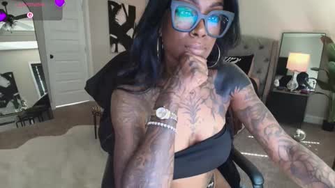 Tatted Queen online show from March 18, 6:55 pm