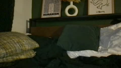 Snapshot of tattedtwinkxo chatting on June 11, 8:51 pm Tatted Twink online show from June 11, 8:51 pm