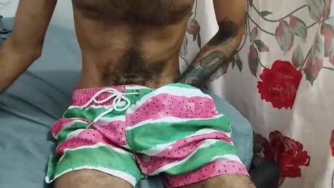 Snapshot of tatto_destroyer chatting on December 6, 12:02 am Fernando online show from December 6, 12:02 am