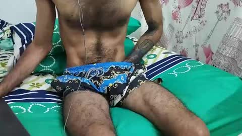 Snapshot of tatto_destroyer chatting on December 20, 6:40 am Fernando online show from December 20, 6:40 am