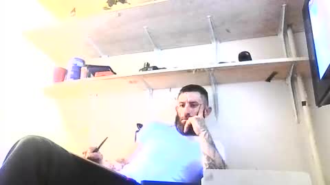 tattoo3333 online show from November 18, 12:20 pm