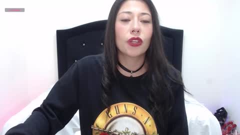 High Mami  online show from November 1, 1:18 am