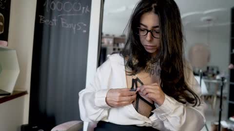 Nathalie Hardy  online show from September 9, 7:24 pm