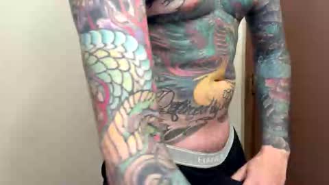 tattooed8in online show from December 21, 9:44 pm