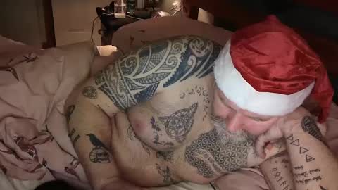 Tattooeddilf 01 online show from December 18, 2:32 am
