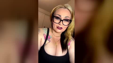Snapshot of tattoonurse20 chatting on February 16, 3:24 am Tattoo Nurse 20 online show from February 16, 3:24 am