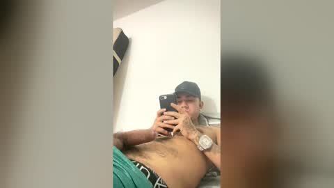 tatuajes777_7777 online show from February 26, 5:23 pm