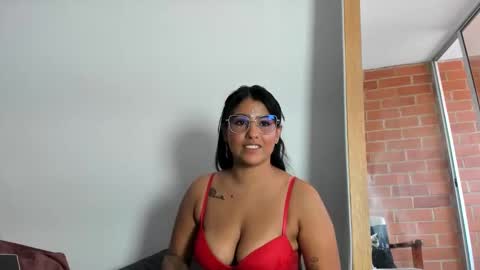 Tatiana Gomez online show from April 27, 5:11 pm