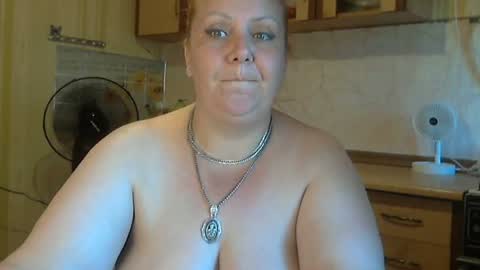 Snapshot of tatyanka_ chatting on June 30, 2:07 pm tatyanka_ online show from June 30, 2:07 pm