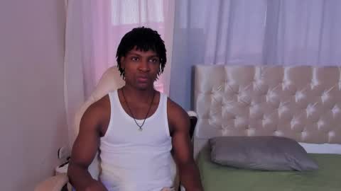 tau_montes online show from December 4, 3:32 pm