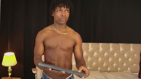 tau_montes online show from February 1, 2:32 am