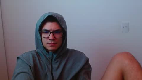 Snapshot of taurus4k chatting on March 2, 12:42 am taurus4k online show from March 2, 12:42 am