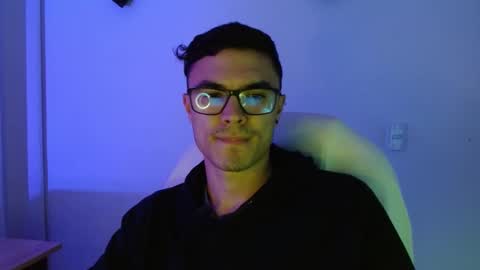 Snapshot of taurus4k chatting on November 8, 7:30 am taurus4k online show from November 8, 7:30 am