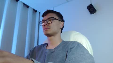 Snapshot of taurus4k chatting on November 16, 7:58 am taurus4k online show from November 16, 7:58 am