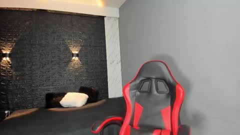  T A U R U S  online show from January 17, 10:09 am