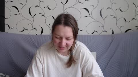 Snapshot of taxxxu chatting on January 19, 7:34 am Diana online show from January 19, 7:34 am