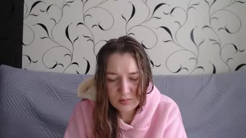 Snapshot of taxxxu chatting on February 7, 8:18 am Diana online show from February 7, 8:18 am