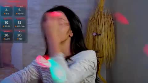 TayaKayan online show from December 1, 10:42 am