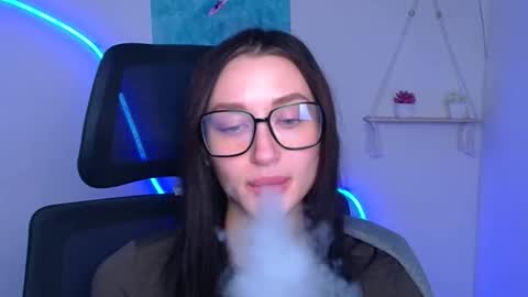 Snapshot of tayavibe chatting on February 7, 6:28 am Taya online show from February 7, 6:28 am