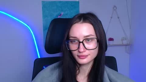 Snapshot of tayavibe chatting on February 11, 7:02 am Taya online show from February 11, 7:02 am