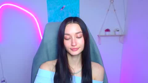 Snapshot of tayavibe chatting on March 1, 6:15 am Taya online show from March 1, 6:15 am