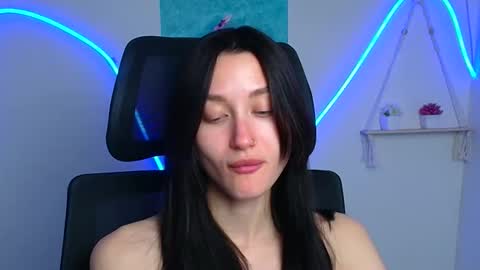 Snapshot of tayavibe chatting on April 28, 11:15 am Taya online show from April 28, 11:15 am