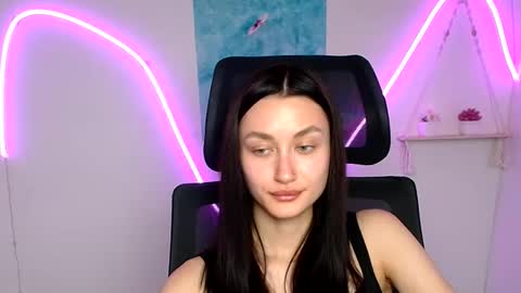 Snapshot of tayavibe chatting on May 9, 7:02 am Taya online show from May 9, 7:02 am