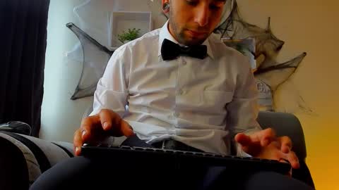 tayer_bennet online show from October 11, 8:51 pm