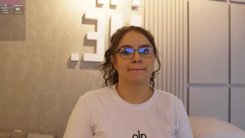 Teylor  Kim online show from September 13, 12:49 pm