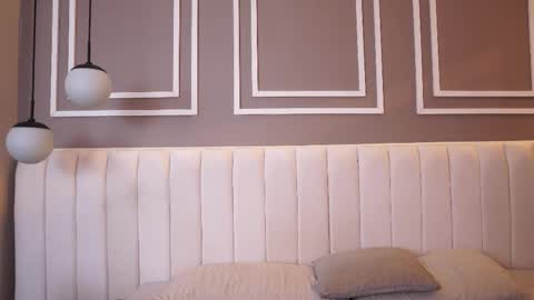 Teylor  Kim online show from November 20, 7:35 pm