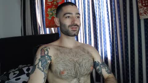 Taylor online show from November 14, 7:12 pm