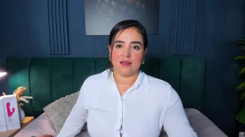 Snapshot of taylor_bennet chatting on February 1, 3:07 pm Taylor Bennet online show from February 1, 3:07 pm