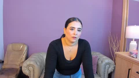 Snapshot of taylor_bennet chatting on September 15, 12:05 pm Taylor Bennet online show from September 15, 12:05 pm