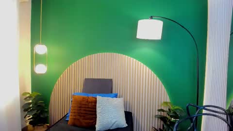 Snapshot of taylor_bennet chatting on November 2, 12:07 pm Taylor Bennet online show from November 2, 12:07 pm