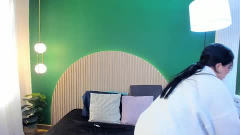 Snapshot of taylor_bennet chatting on December 3, 11:52 am Taylor Bennet online show from December 3, 11:52 am