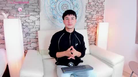taylor_brooks_ online show from May 14, 6:26 pm