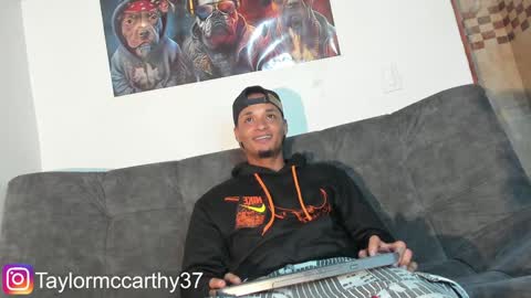 Snapshot of taylor_mccarthy_1 chatting on January 3, 4:00 am Taylor Mccarthy online show from January 3, 4:00 am